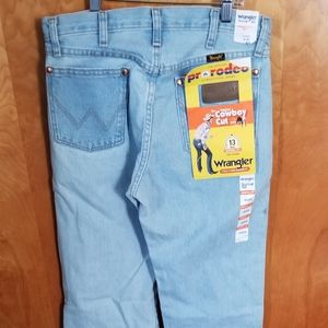 Mens Wrangler Cowboy fit light blue jeans